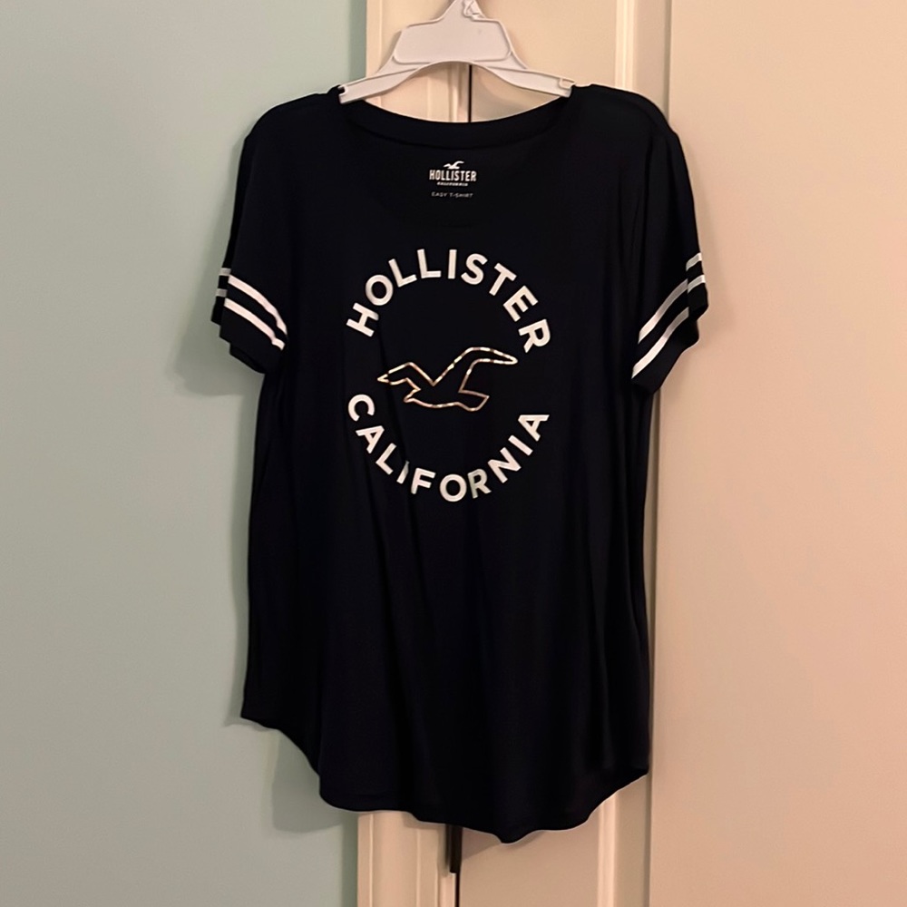 hollis yet t-shirt